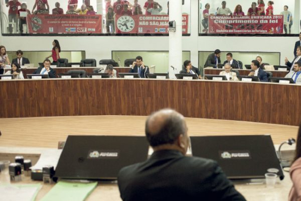 Câmara aprova mudança do horário de funcionamento do comércio de Fortaleza