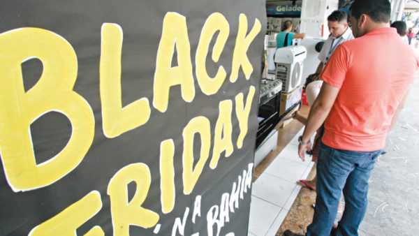 Seis em cada dez consumidores pretendem comprar na Black Friday 2018