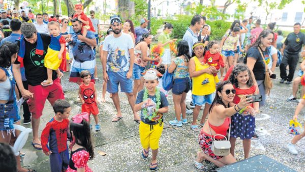 Carnaval deve movimentar R$ 318 milhões no Ceará neste ano